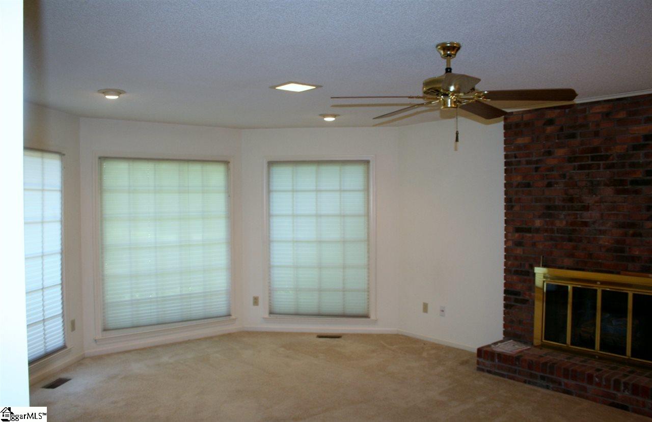 8 Red Oak Road Greenville, SC 29615 - Photo 8 of 17 Gallery Image 8