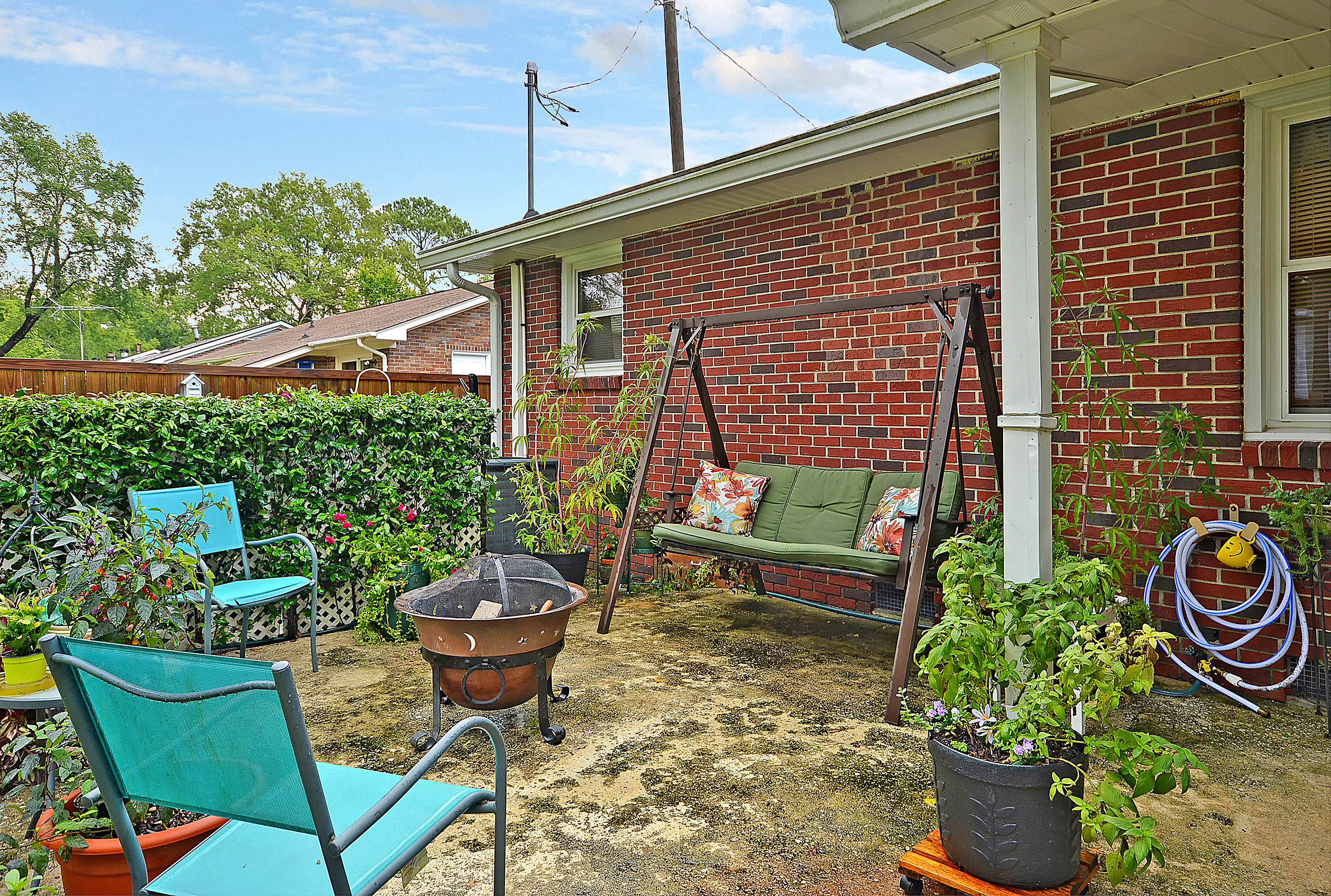121 Englewood Road Goose Creek, SC 29445 - Photo 20 of 27 CREM_121 Englewood_017
