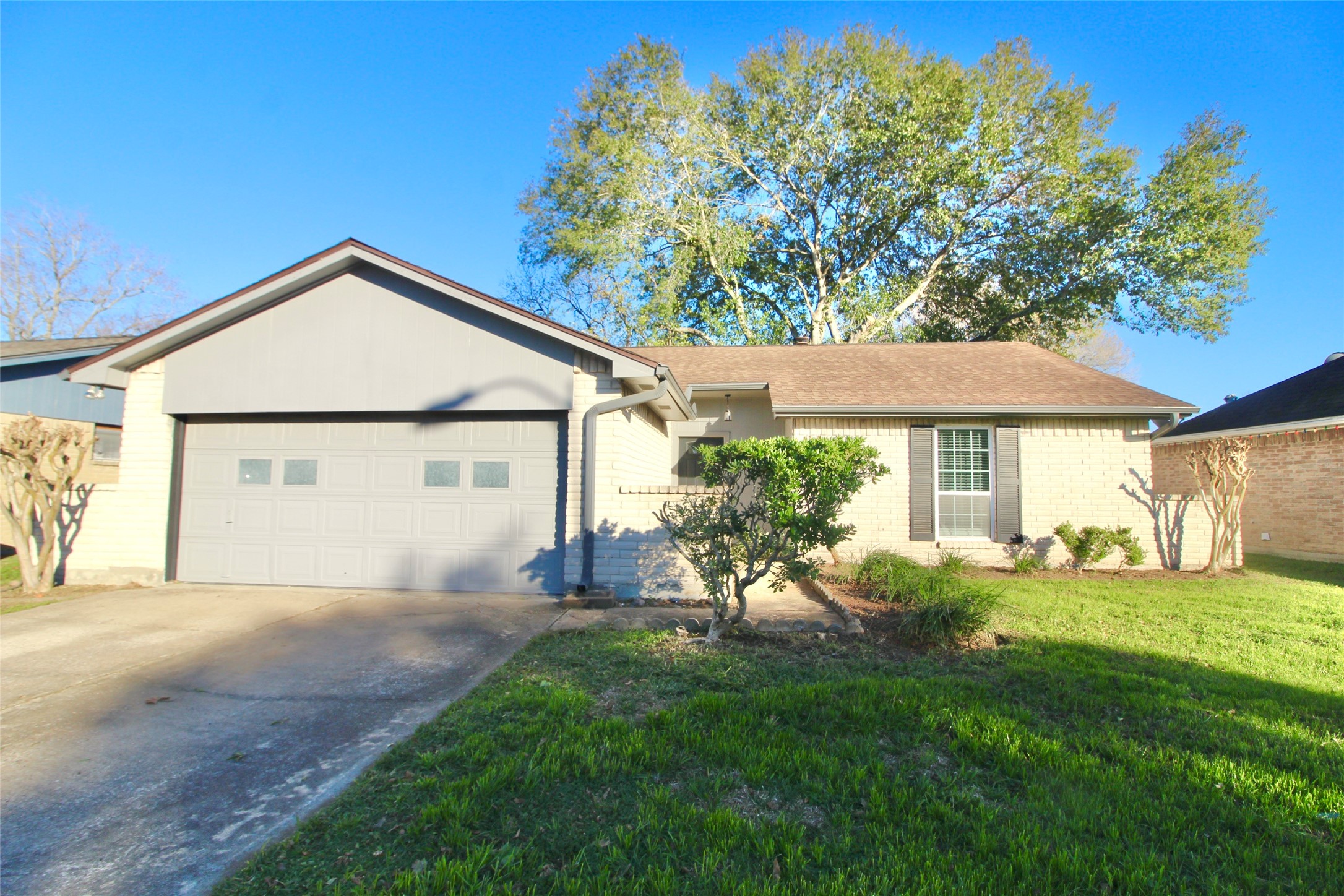 16731 Rippling Mill Drive Sugar Land, TX 77498 - Photo 1 of 15 Welcome to 16731 Rippling Mill Drive