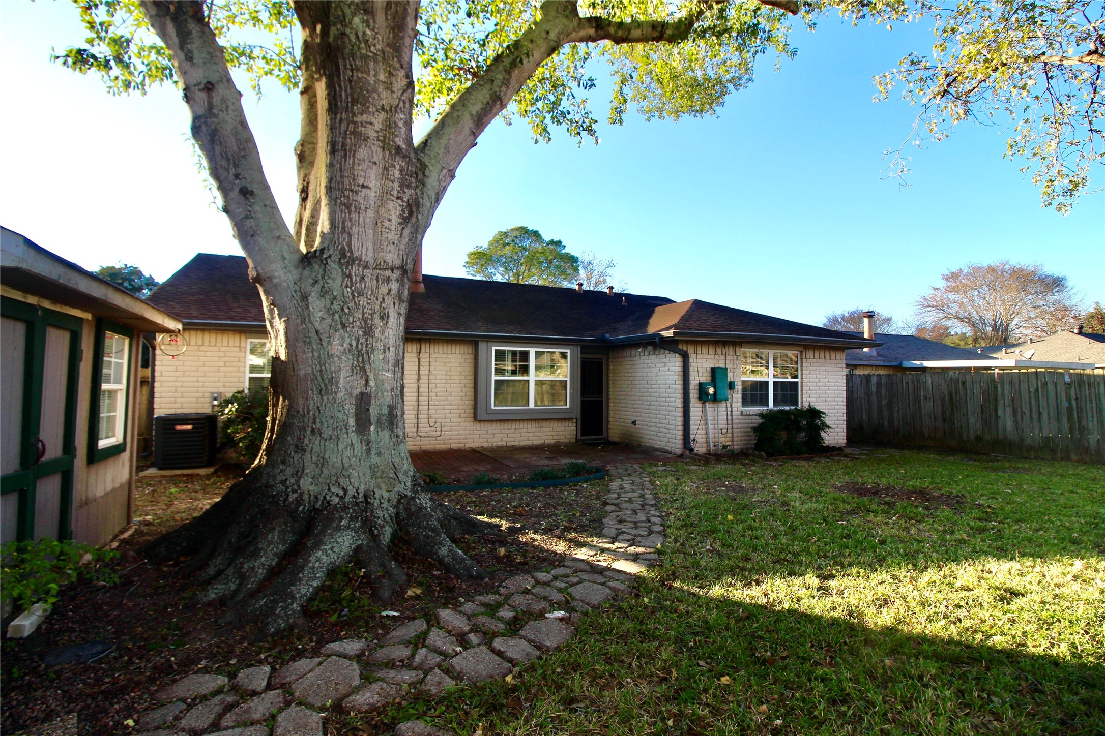 16731 Rippling Mill Drive Sugar Land, TX 77498 - Photo 14 of 15