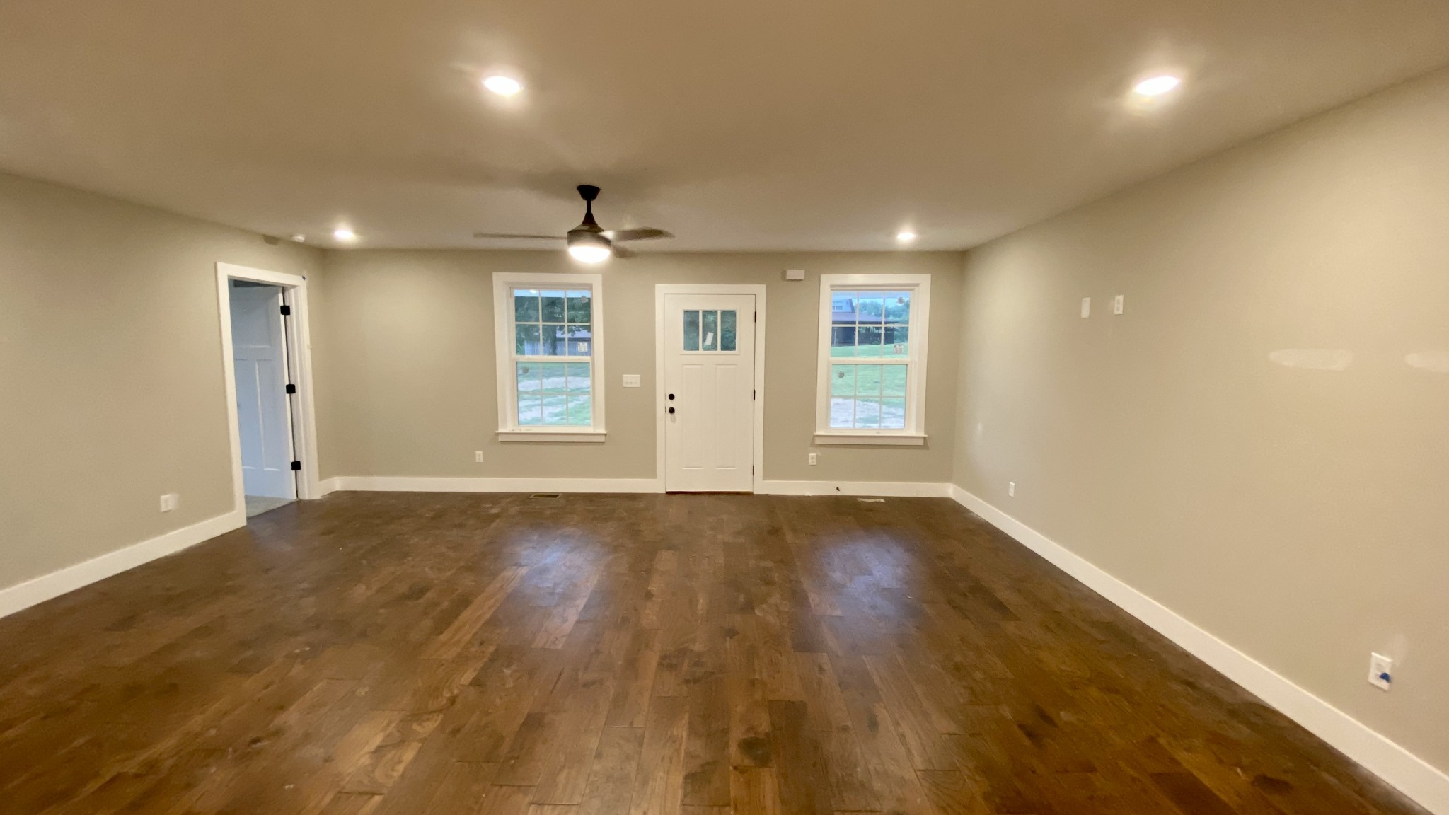3721 Bowker Road Charlotte, TN 37036 - Photo 4 of 18 Gallery Image 4