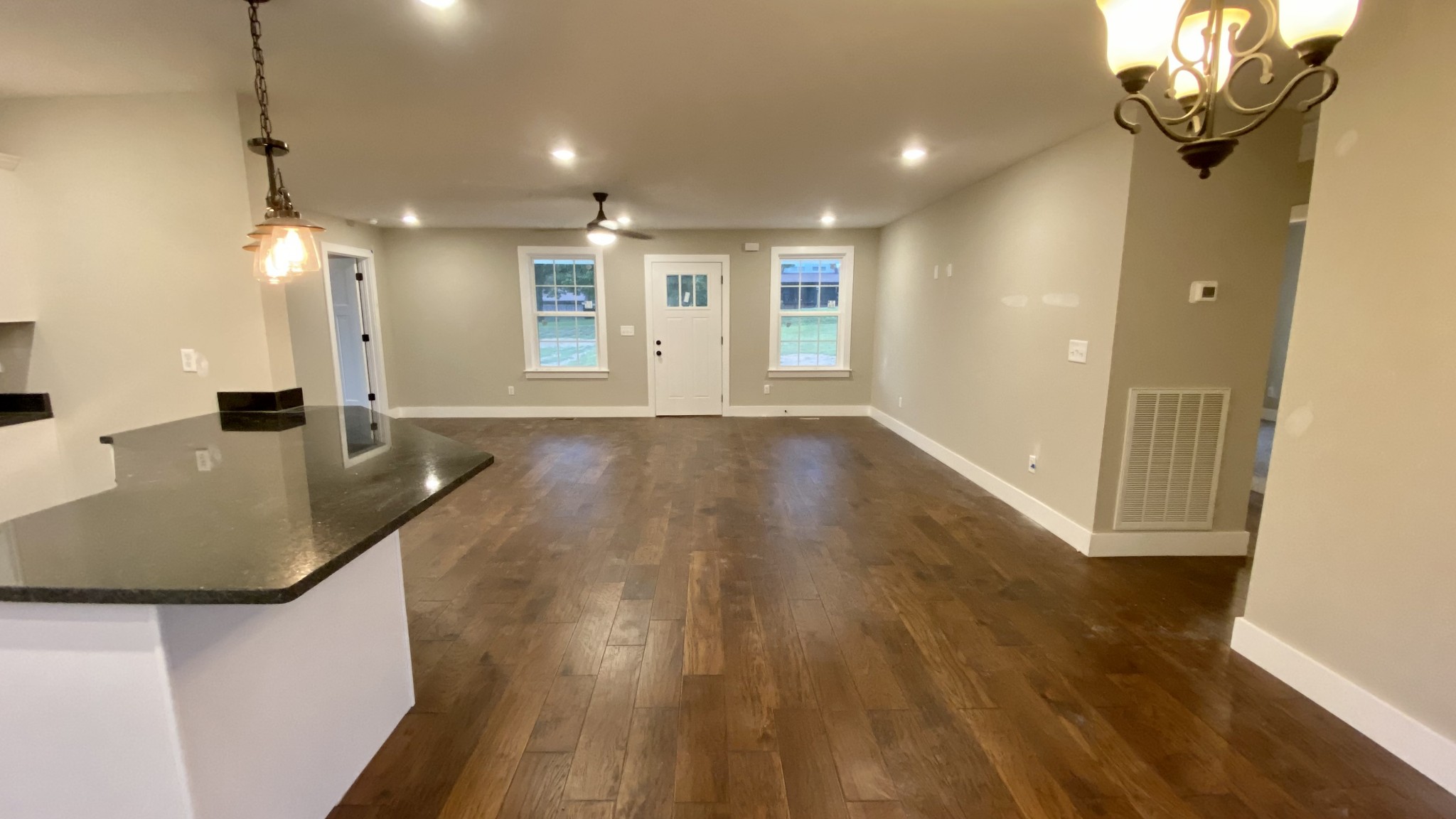 3721 Bowker Road Charlotte, TN 37036 - Photo 6 of 18 Gallery Image 6