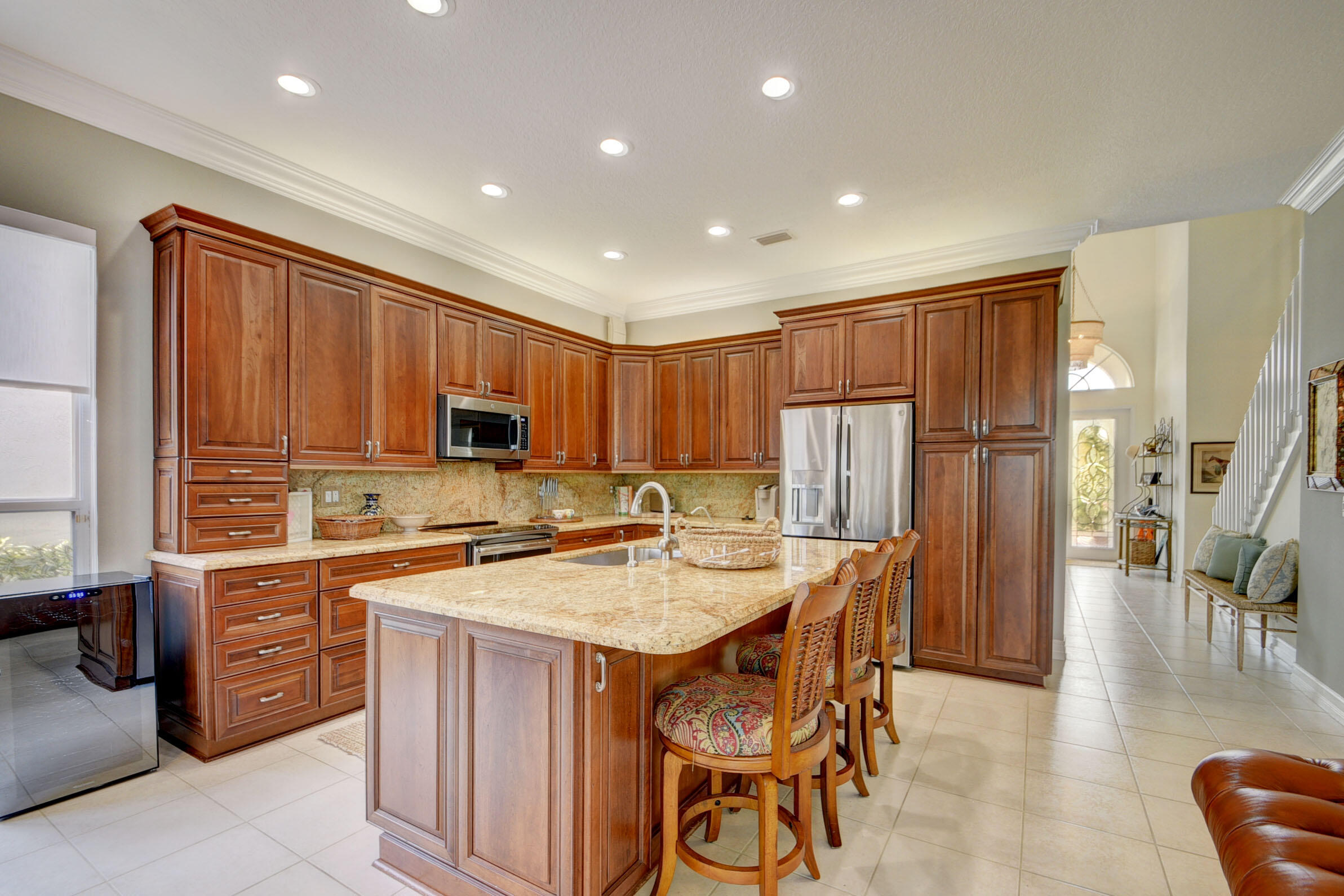 11142 Laurel Walk Road Wellington, FL 33449 - Photo 11 of 45 Kitchen