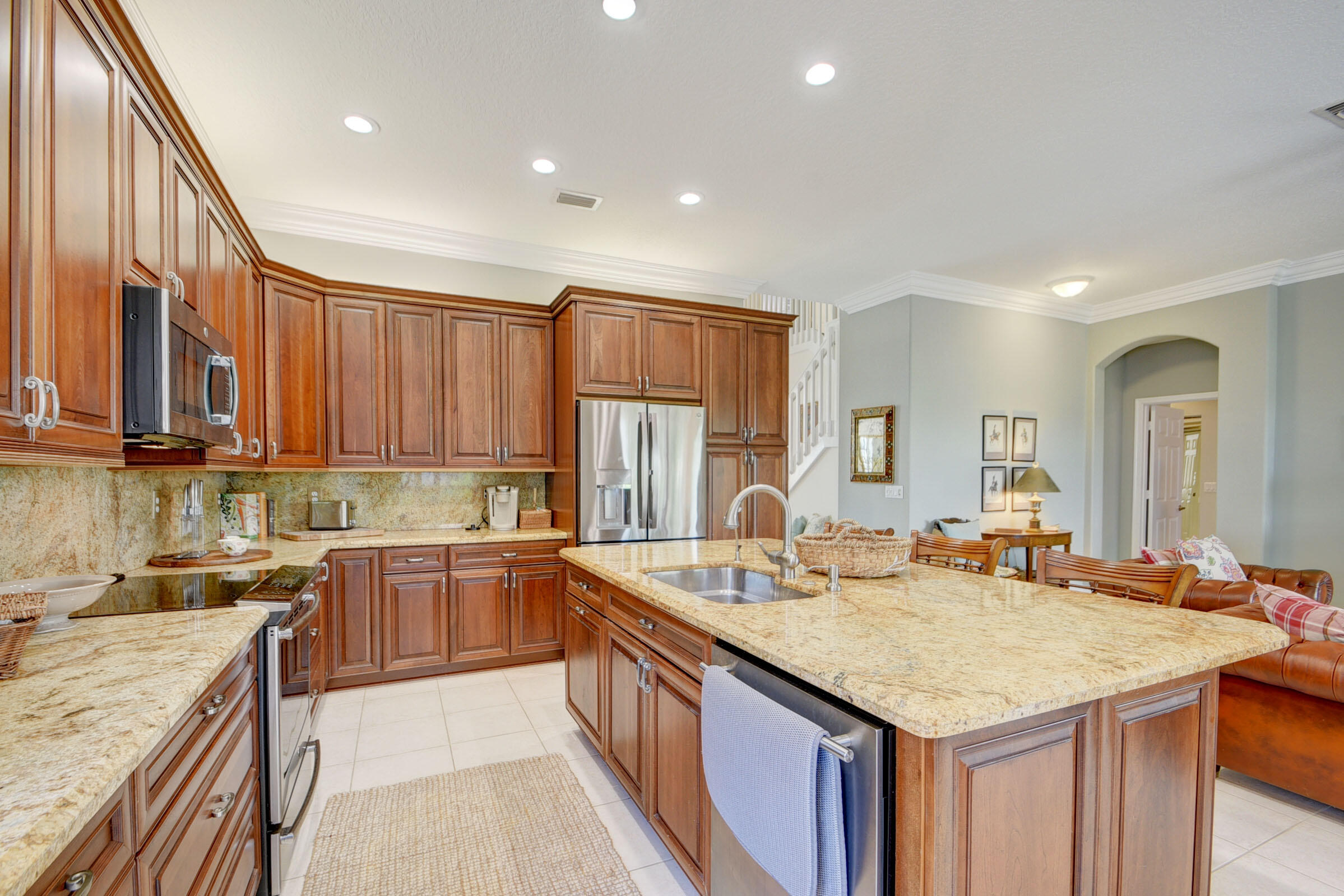 11142 Laurel Walk Road Wellington, FL 33449 - Photo 12 of 45 Kitchen