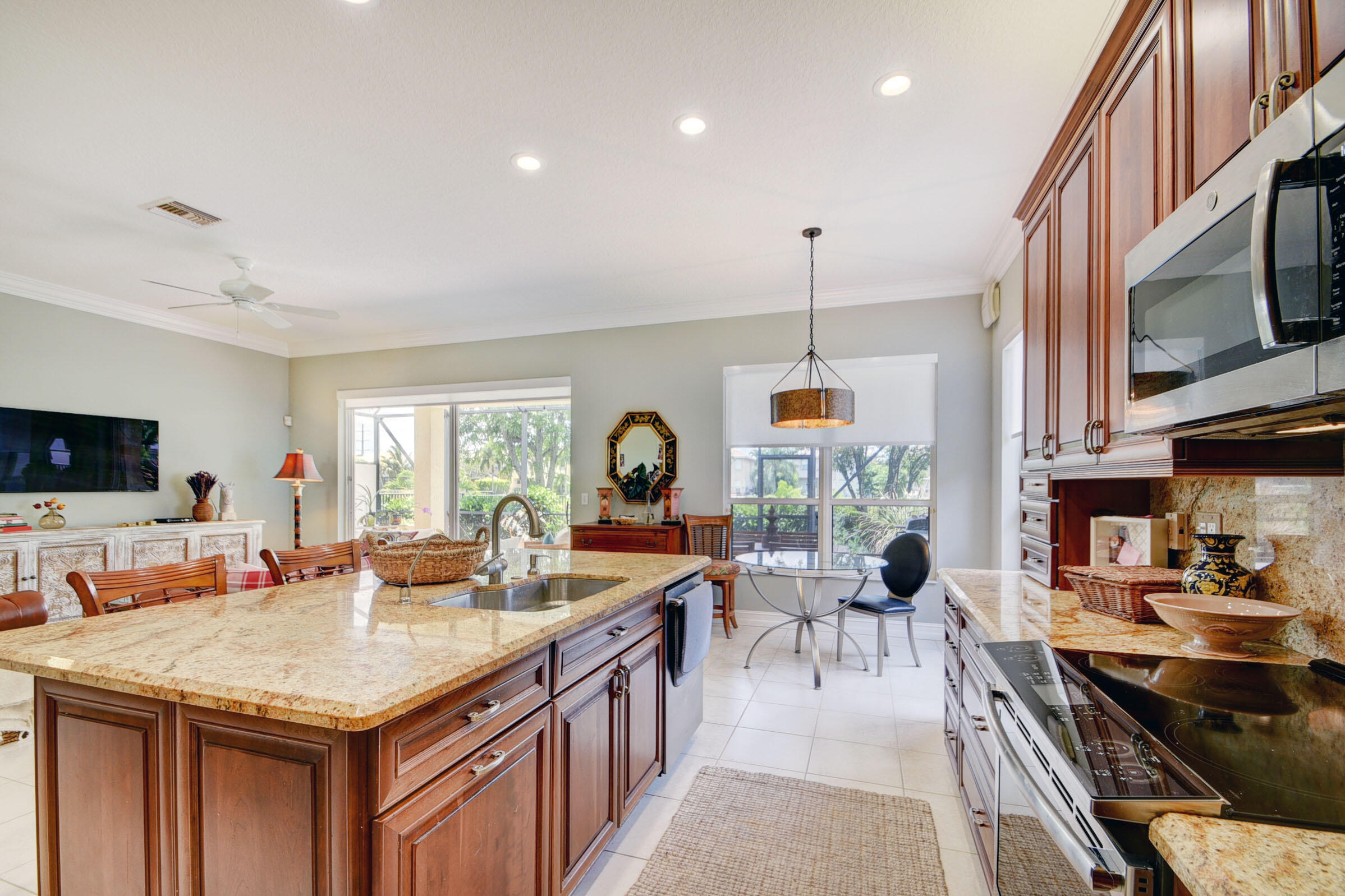 11142 Laurel Walk Road Wellington, FL 33449 - Photo 13 of 45 Kitchen