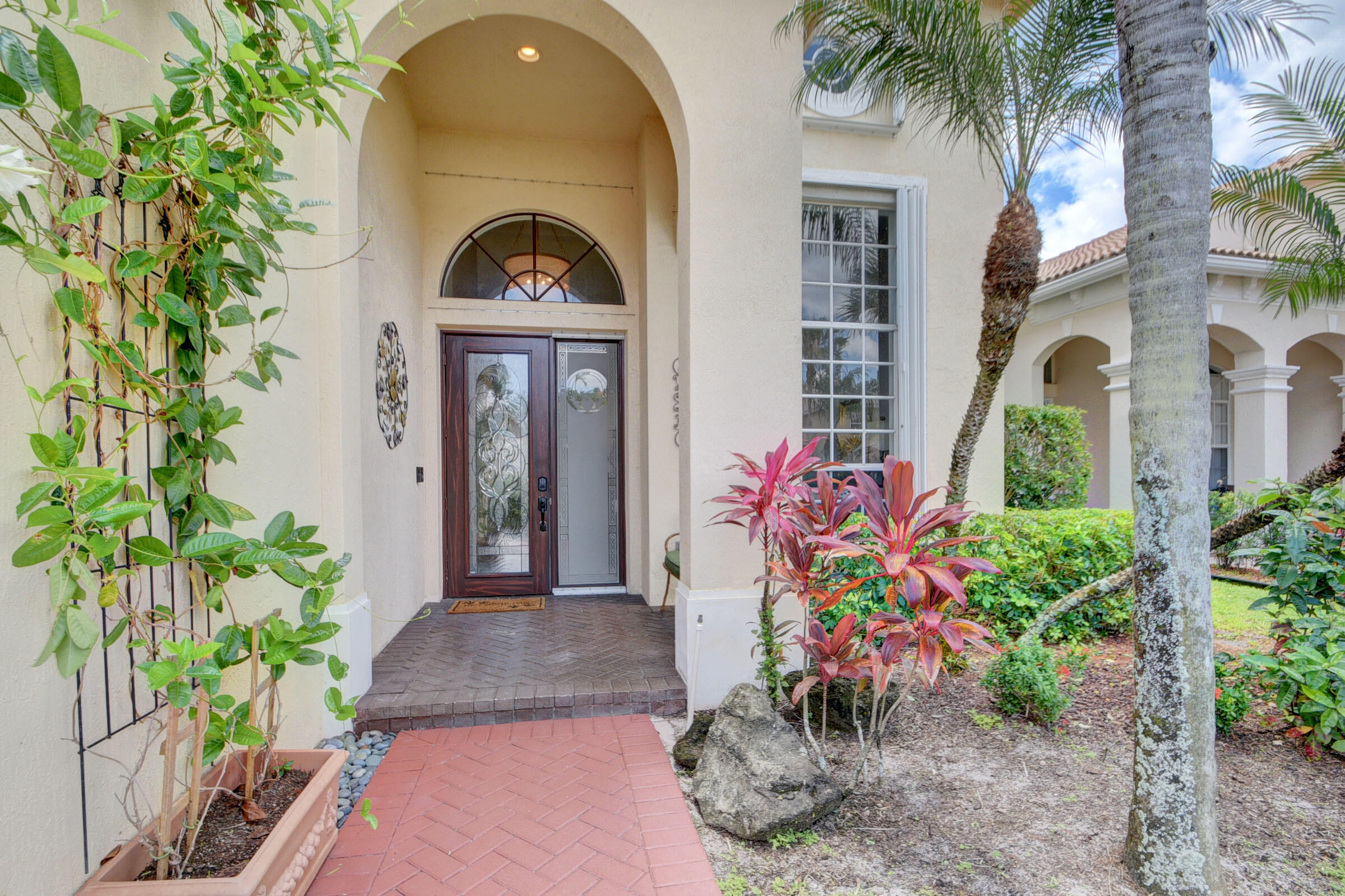 11142 Laurel Walk Road Wellington, FL 33449 - Photo 3 of 45 Entry Way