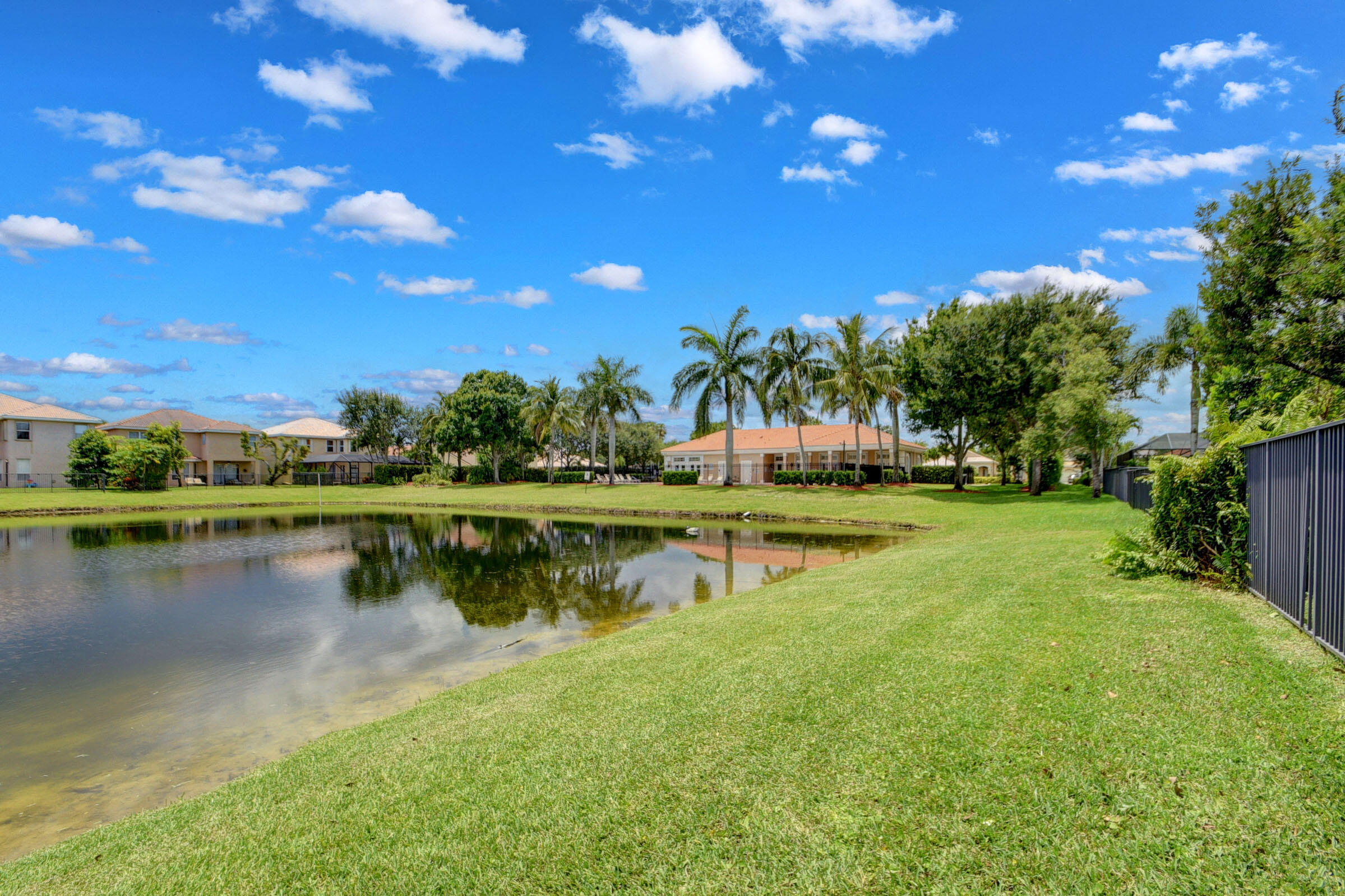 11142 Laurel Walk Road Wellington, FL 33449 - Photo 40 of 45 View
