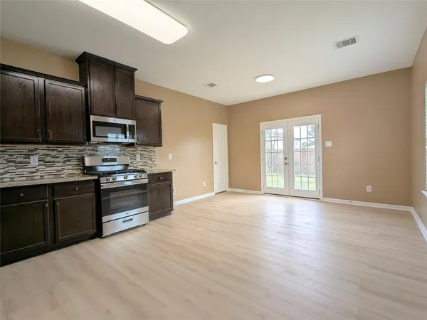 $2,500 | 7852 Galleon Field Lane, Cypress, TX 77433
