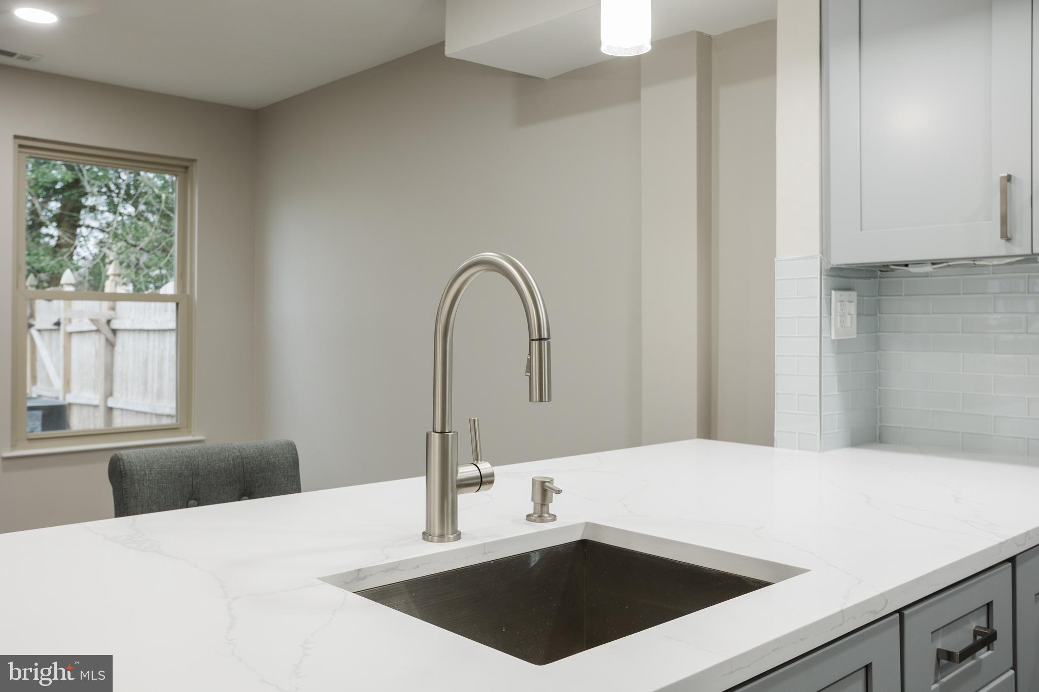 223 Foxwood Lane Marlton, NJ 08053 - Photo 18 of 36