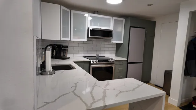 $284,900 | 99 Cluff Crossing Road, Unit E9, Salem, NH 03079