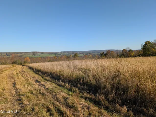 $259,900 | 377 Zarcarco Road, Amsterdam, NY 12010