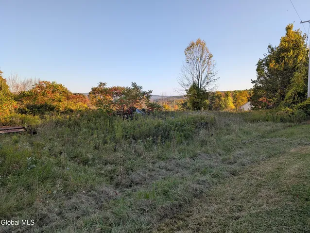 $259,900 | 377 Zarcarco Road, Amsterdam, NY 12010