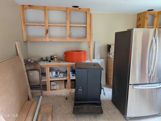 $259,900 | 377 Zarcarco Road, Amsterdam, NY 12010