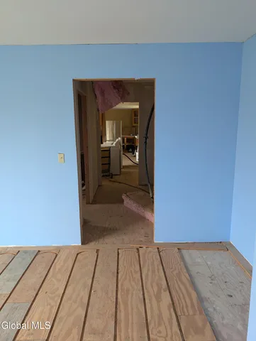 $259,900 | 377 Zarcarco Road, Amsterdam, NY 12010