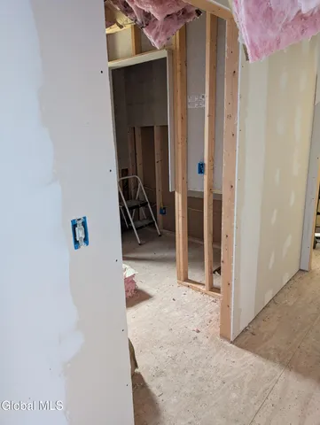 $259,900 | 377 Zarcarco Road, Amsterdam, NY 12010