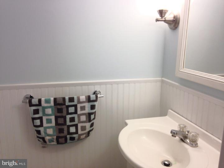 17 Hawthorne Road Broomall, PA 19008 - Photo 13 of 17 Basement