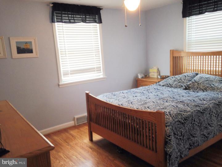 17 Hawthorne Road Broomall, PA 19008 - Photo 5 of 17 Bedroom - Main