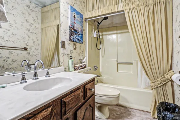 $650,000 | 50670 Tarrington Way, Granger, IN 46530
