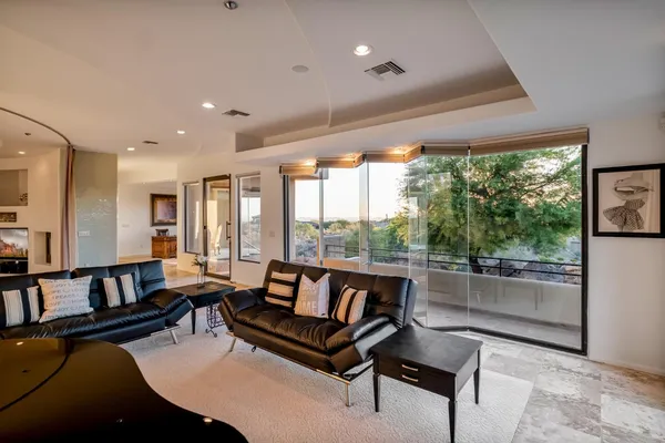 $9,200 | 28743 North 106th Place, Scottsdale, AZ 85262