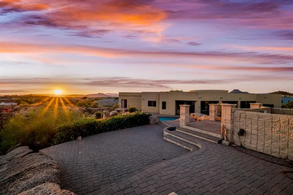 $9,200 | 28743 North 106th Place, Scottsdale, AZ 85262