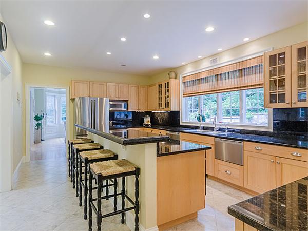 22 Raymond Road Sudbury, MA 01776 - Photo 10 of 30 Gallery Image 10