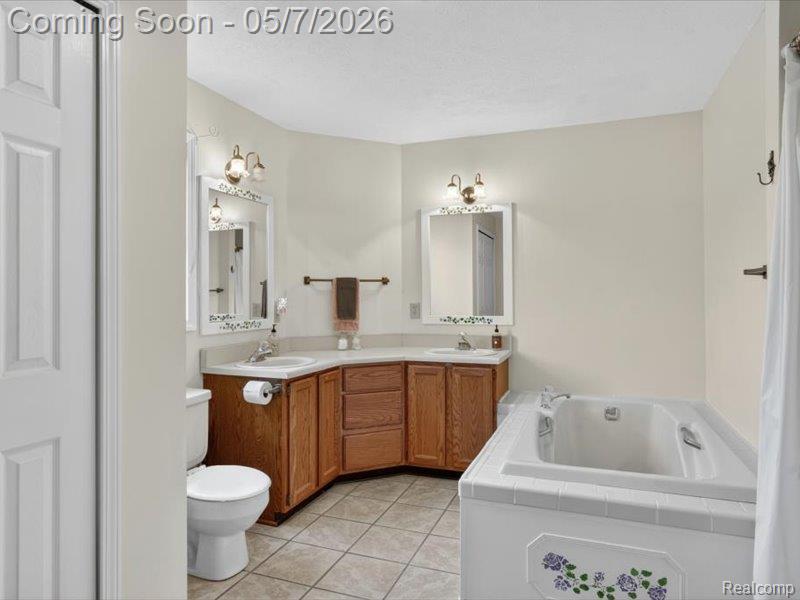 5081 Vines Road Howell, MI 48843 - Photo 27 of 77