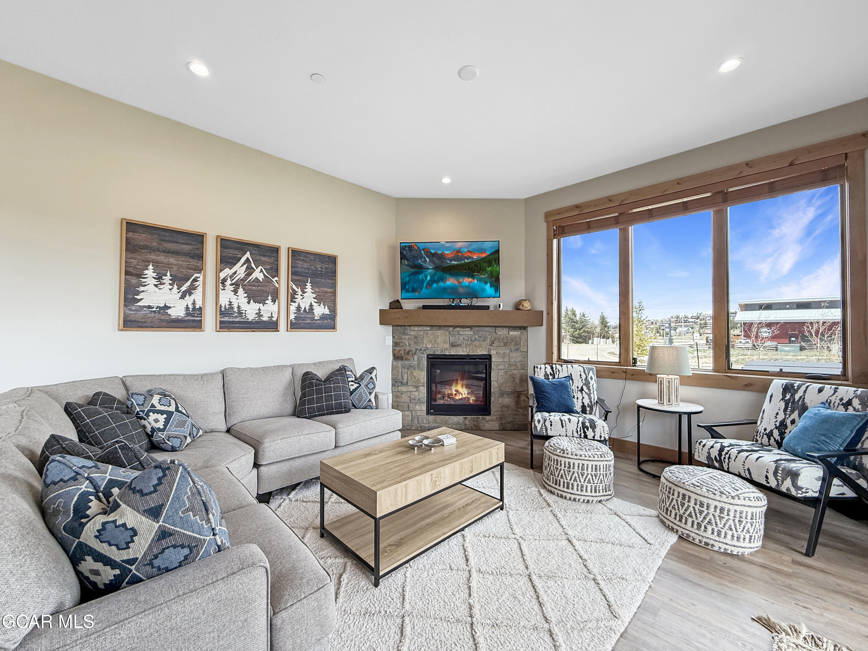 116 Springview Lane, Unit C104 Fraser, CO 80442 - Photo 13 of 45 Living Room