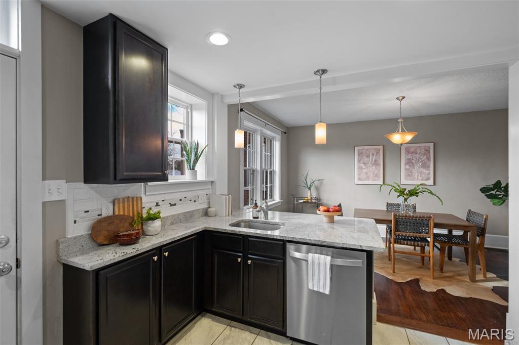 6546 Arsenal Street St. Louis, MO 63139 - Photo 12 of 37