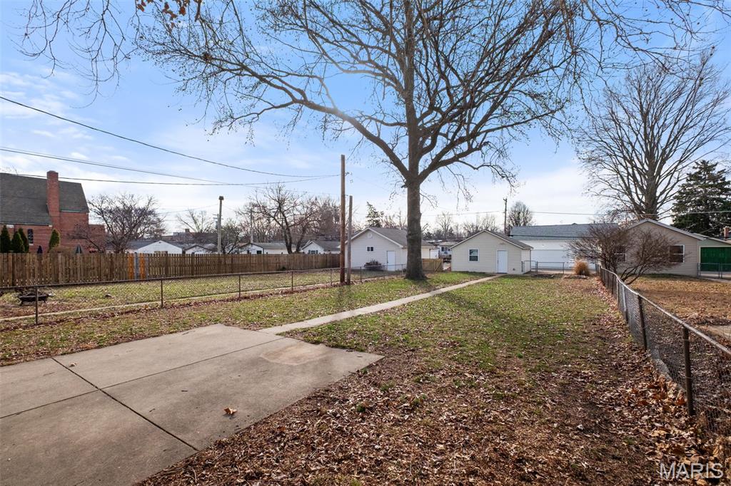 6546 Arsenal Street St. Louis, MO 63139 - Photo 31 of 37