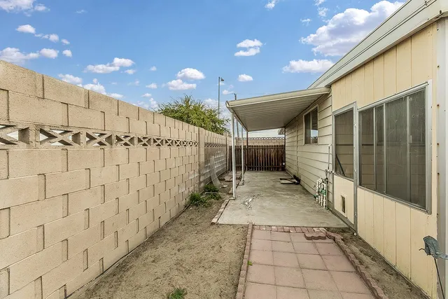 a view of a pathway of a building