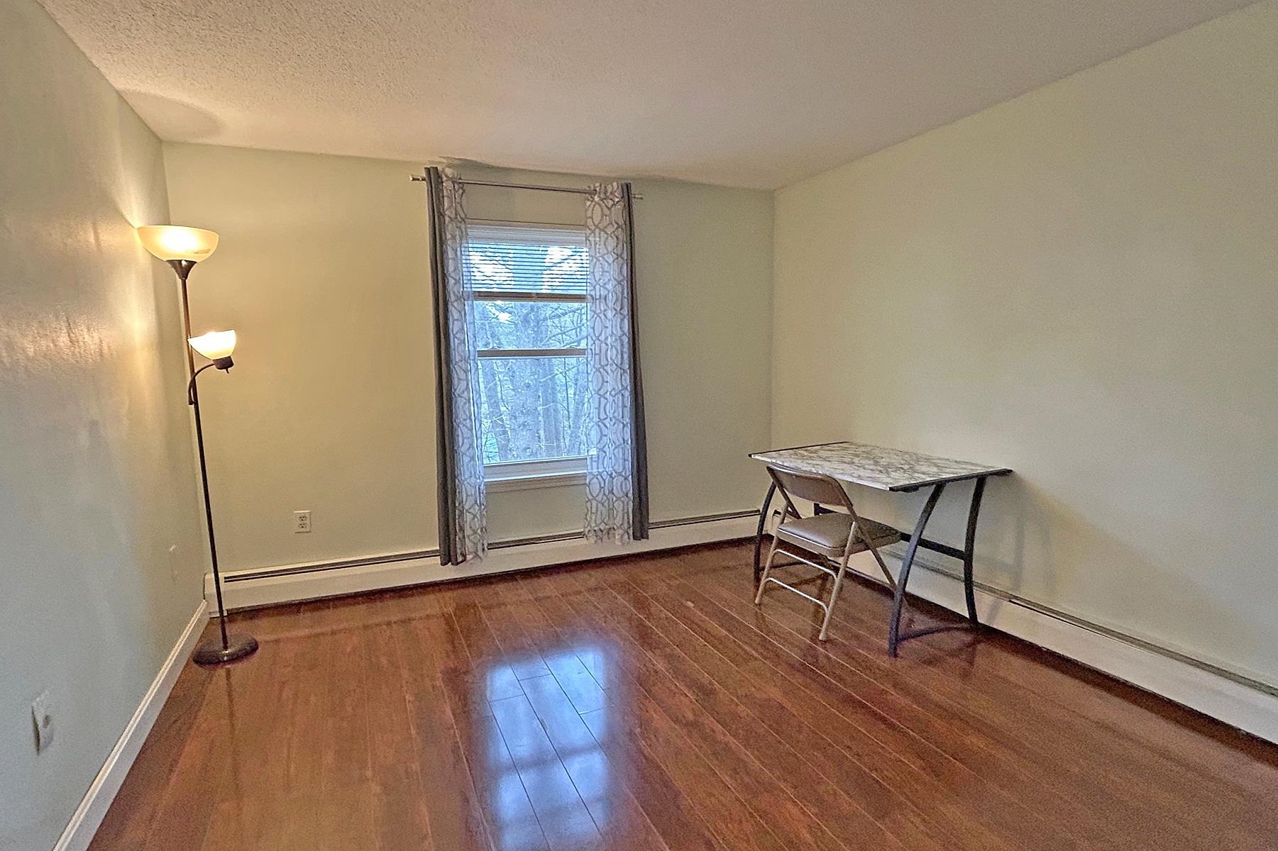 20 Wolf Road, Unit A8 Lebanon, NH 03766 - Photo 8 of 11