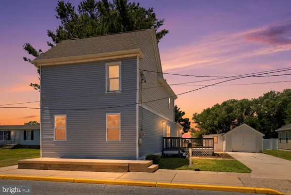 $285,000 | 213 South West Street, Harrington, DE 19952