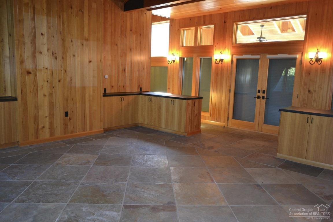 55015 Huntington Road Bend, OR 97707 - Photo 5 of 24 Additional Photo