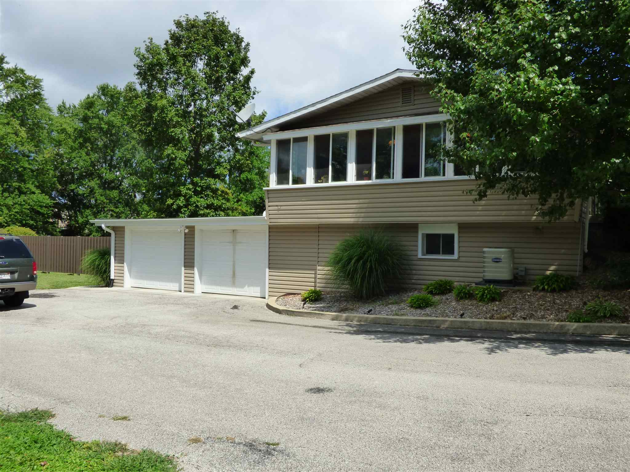 1702 South Williams Road Frankfort, IN 46041 - Photo 2 of 35 Gallery Image 2