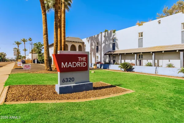 $1,075 | 6320 North 16th Street, Phoenix, AZ 85016