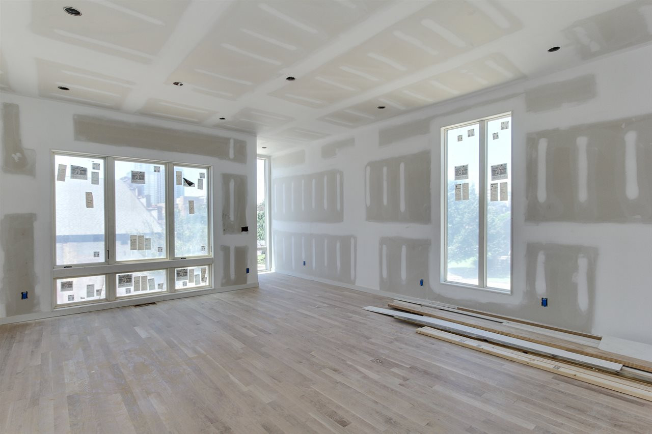 418 Chavis Way Raleigh, NC 27601 - Photo 11 of 25 Photo 11