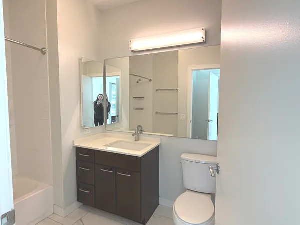 $4,500 | 845 North State Street, Unit 902, Chicago, IL 60610