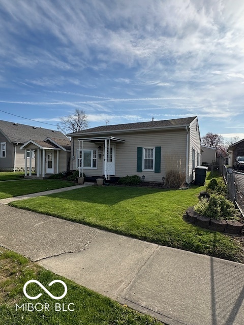3734 Forest Terrace Anderson, IN 46013 - Photo 3 of 22