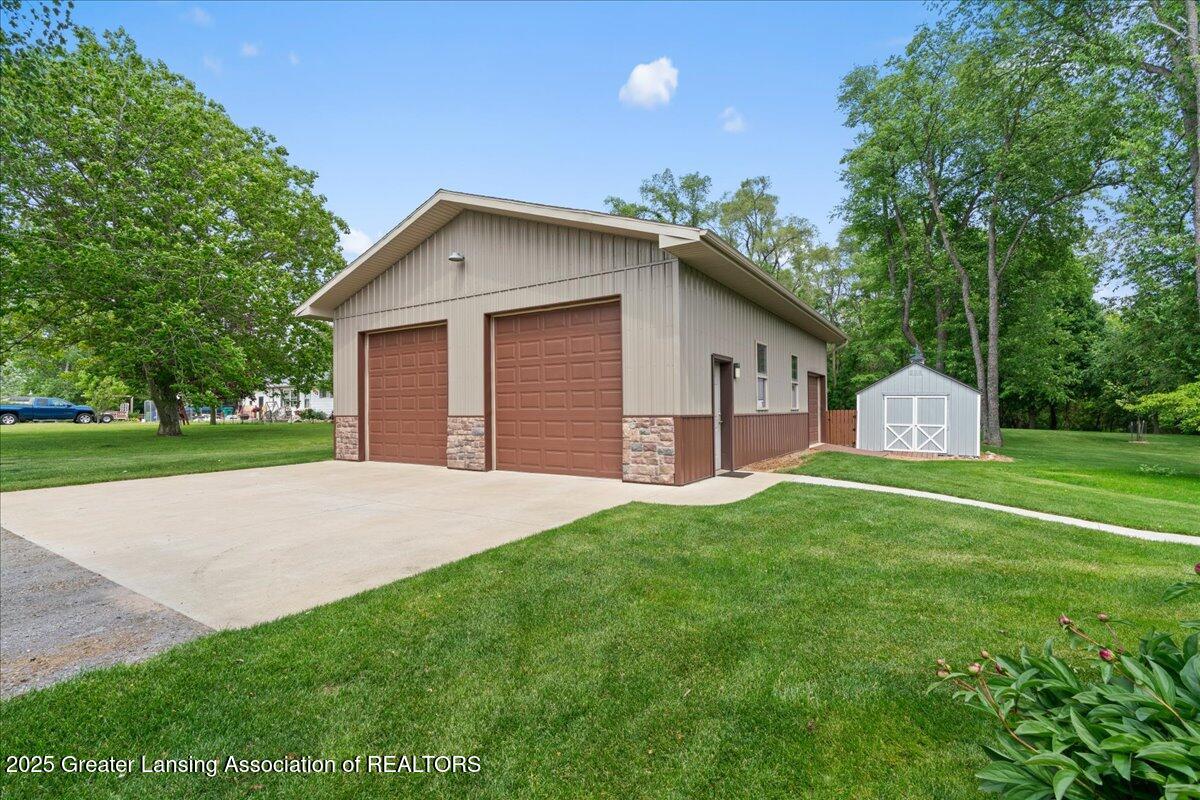 1055 Hull Road Mason, MI 48854 - Photo 15 of 56 14-Media Jett - 13