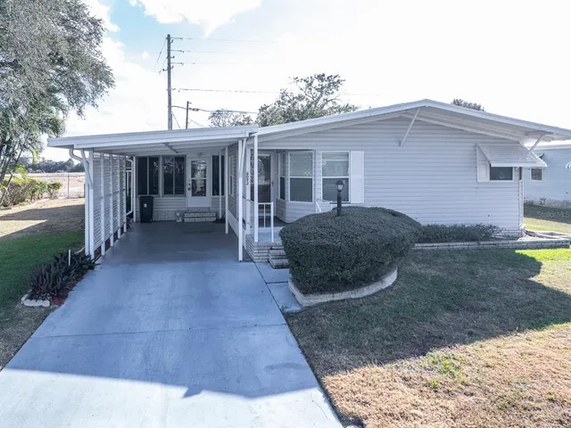 $195,000 | 6092 Southern Oaks Drive, Winter Haven, FL 33884