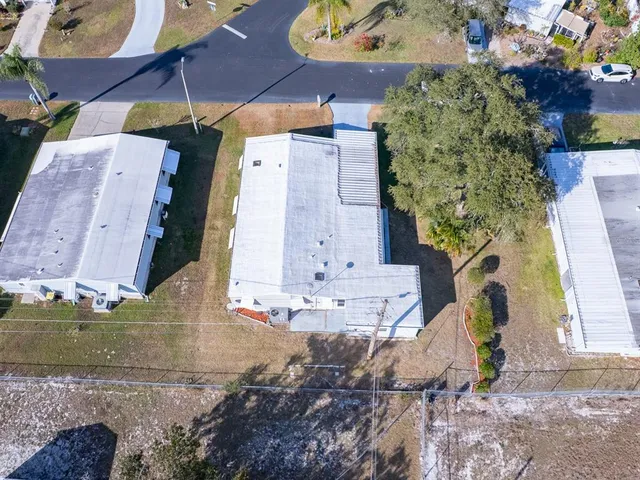 $195,000 | 6092 Southern Oaks Drive, Winter Haven, FL 33884