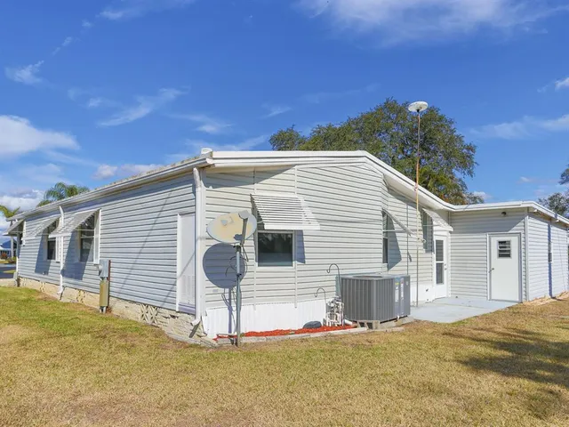 $195,000 | 6092 Southern Oaks Drive, Winter Haven, FL 33884