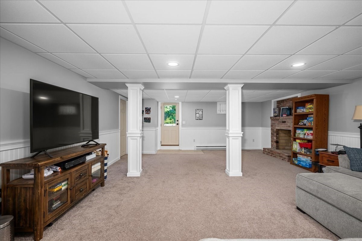 4 Robertson Road Auburn, MA 01501 - Photo 32 of 42 Gallery Image 32