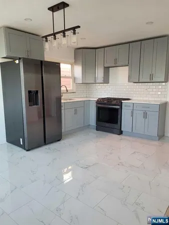 $3,400 | 224 11th Street, Unit 2, Palisades Park, NJ 07650