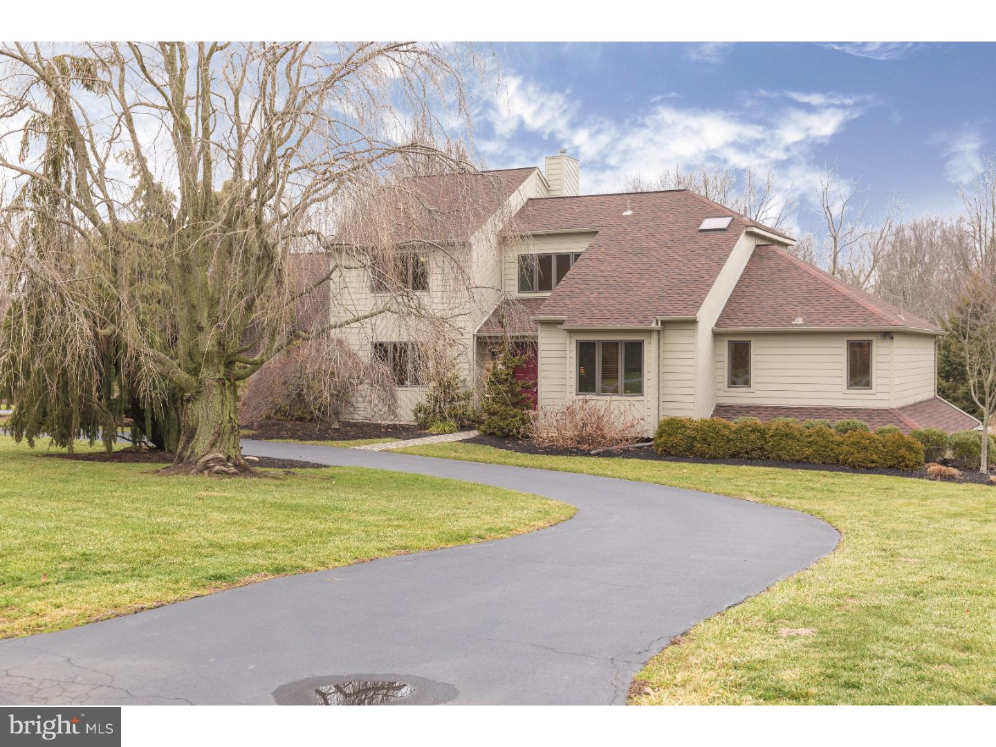 1033 Radley Drive West Chester, PA 19382 - Photo 2 of 25 Gallery Image 2