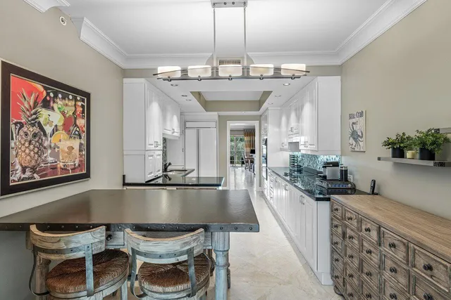 $1,150,000 | 1228 Hillsboro Mile, Unit 202, Hillsboro Beach, FL 33062