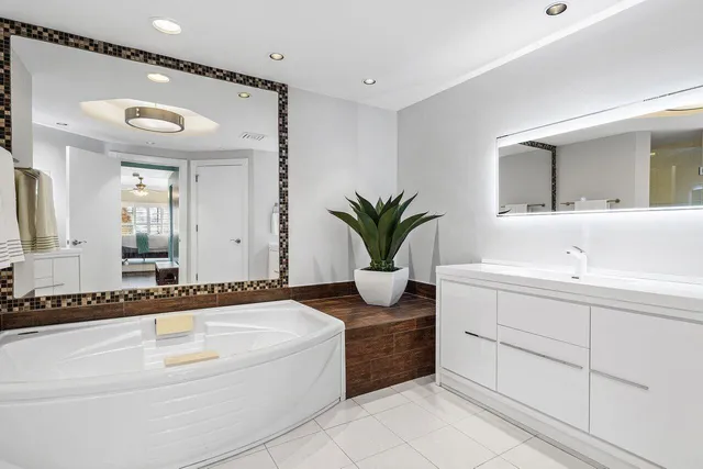 $1,150,000 | 1228 Hillsboro Mile, Unit 202, Hillsboro Beach, FL 33062