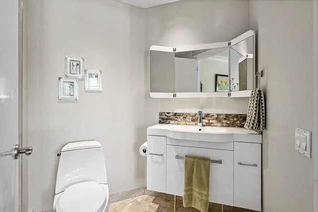 $1,150,000 | 1228 Hillsboro Mile, Unit 202, Hillsboro Beach, FL 33062