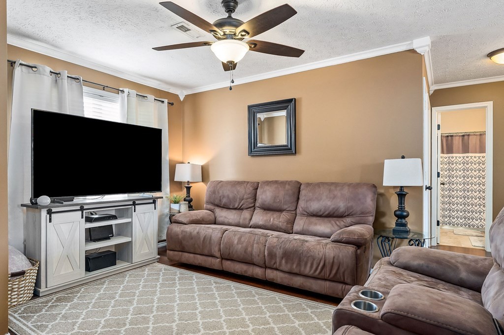 165 Charles Golden Road Sparta, TN 38583 - Photo 6 of 29 Gallery Image 6