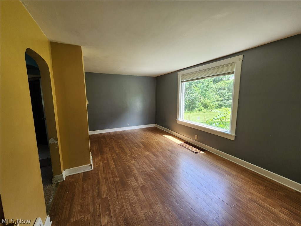 3448 Seifert-Lewis Road Hubbard, OH 44425 - Photo 3 of 14
